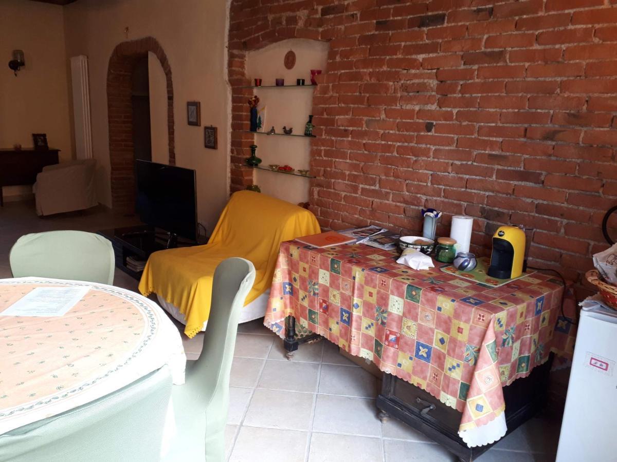 Taverna Rustica In Toscana Fucecchio Exterior foto