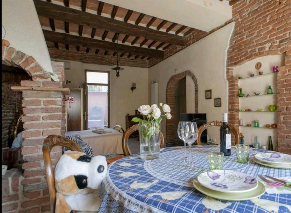 Taverna Rustica In Toscana Fucecchio Exterior foto